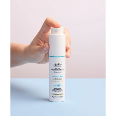 DEFENCE SUN AGE·UV SPECIALIST SPF50+ Fotoprotección Correctora Hidratante. Envase 50ml. Cód DS10151